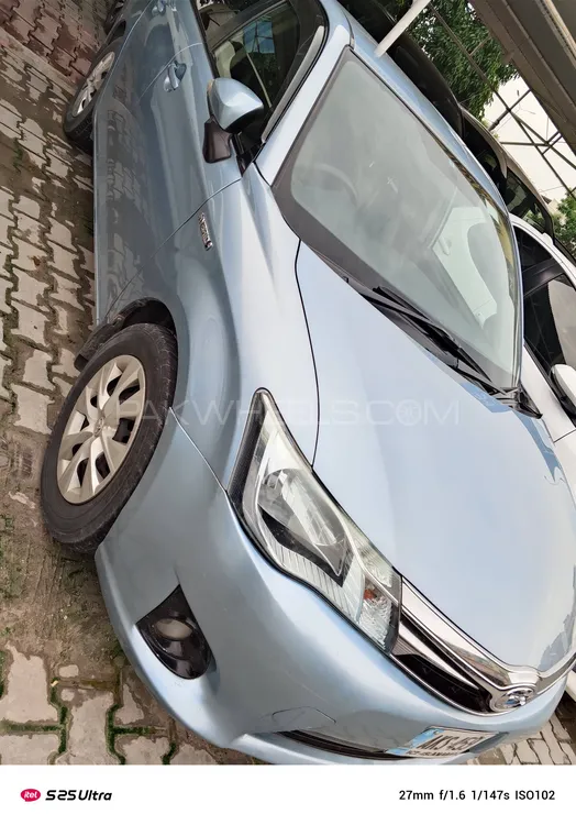 Toyota Corolla Fielder 2015 for Sale in Islamabad Image-1