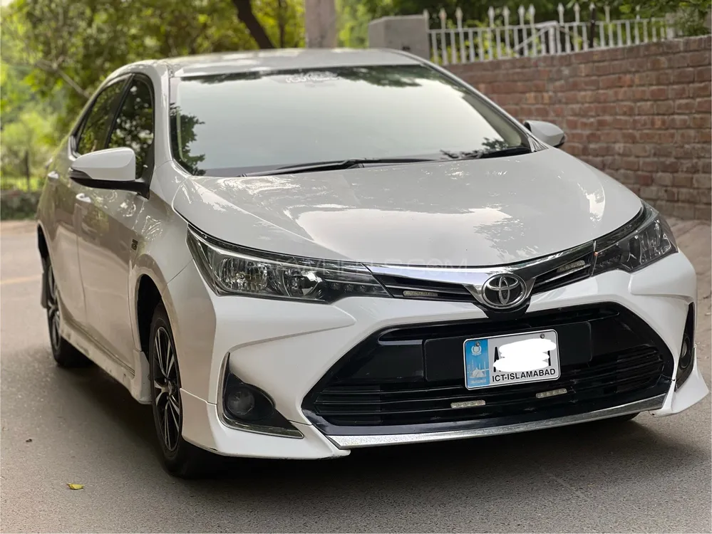 Toyota Corolla 2018 for Sale in Faisalabad Image-1