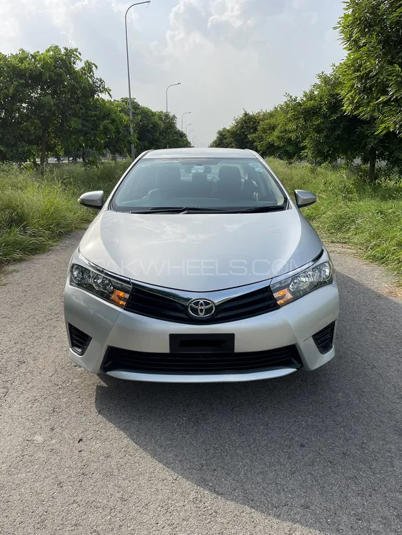 Toyota Corolla 2016 for Sale in Lahore Image-1