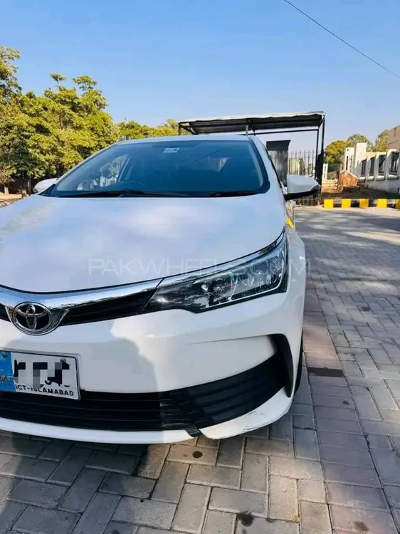 Toyota Corolla 2020 for Sale in Sargodha Image-1