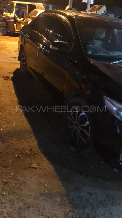 Toyota Corolla 2012 for Sale in Karachi Image-1
