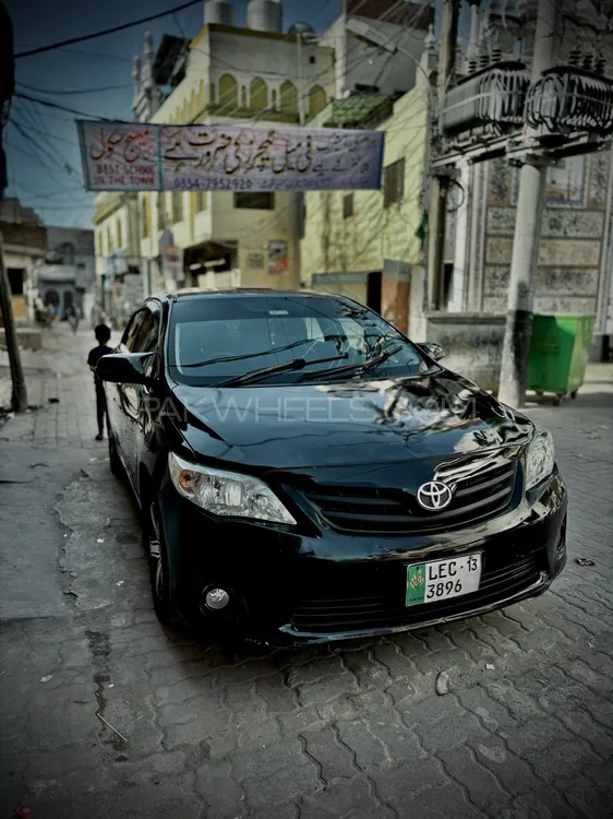 Toyota Corolla 2013 for Sale in Sialkot Image-1