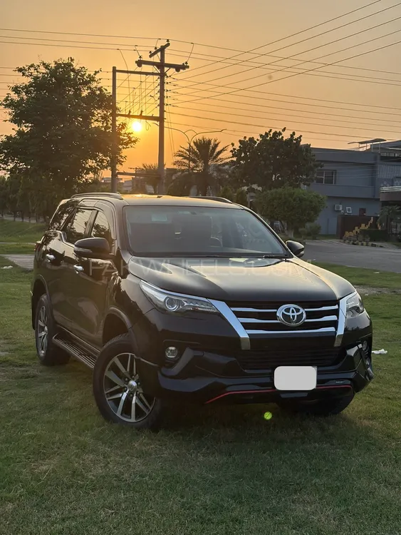 Toyota Fortuner 2017 for Sale in Gujranwala Image-1