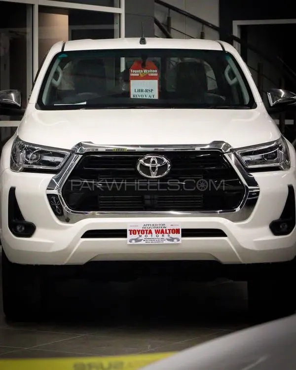 Toyota Hilux 2025 for Sale in Karachi Image-1