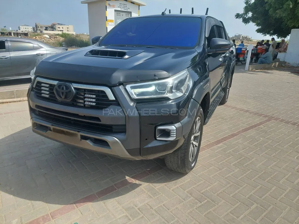 Toyota Hilux 2017 for Sale in Karachi Image-1