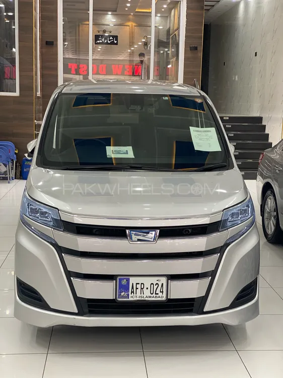 Toyota Noah 2018 for Sale in Peshawar Image-1