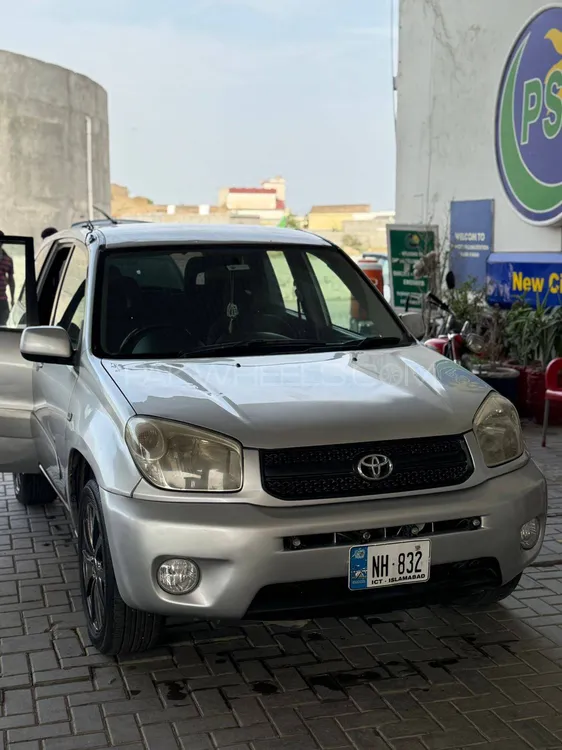 Toyota Rav4 2004 for Sale in Wah cantt Image-1