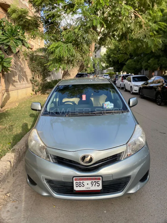 Toyota Vitz 2011 for Sale in Karachi Image-1