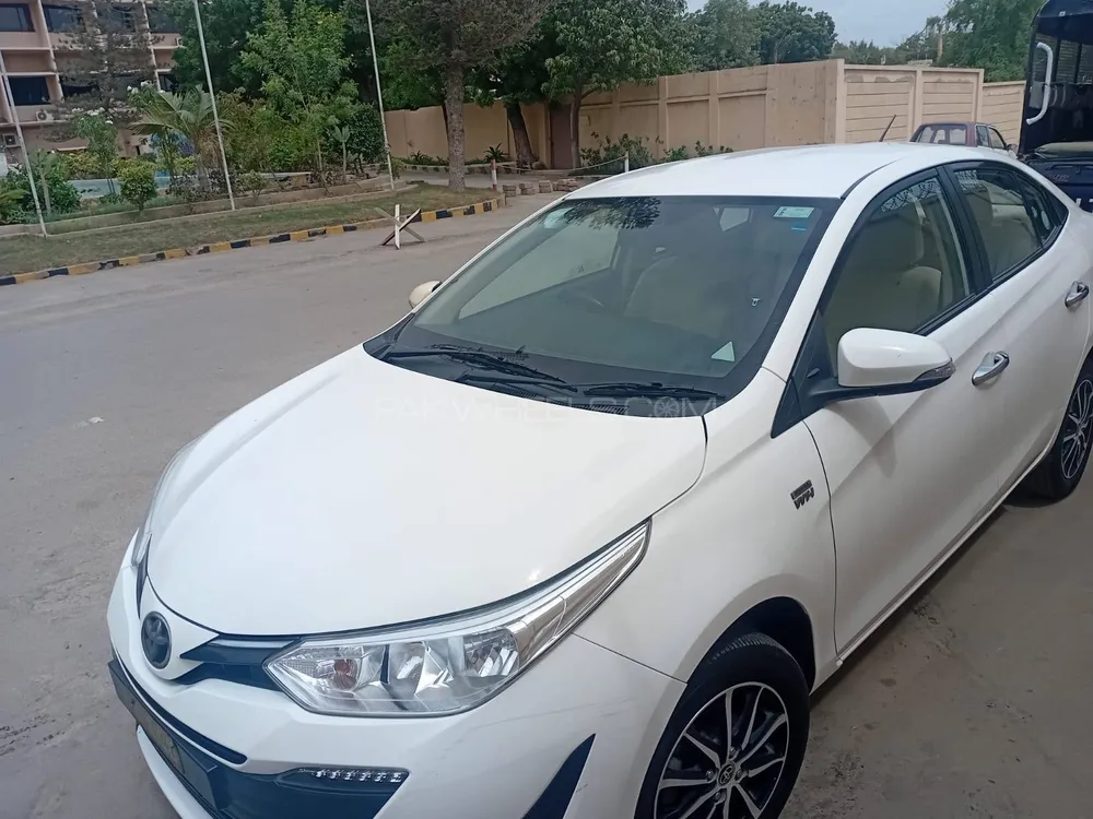 Toyota Yaris Sedan 2021 for Sale in Karachi Image-1