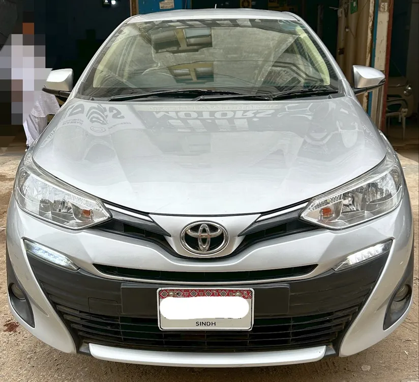 Toyota Yaris Sedan 2021 for Sale in Karachi Image-1