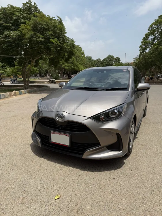 Toyota Yaris Hatchback 2020 for Sale in Karachi Image-1