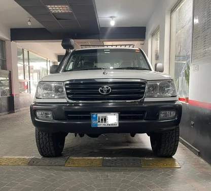 Toyota Land Cruiser 2005