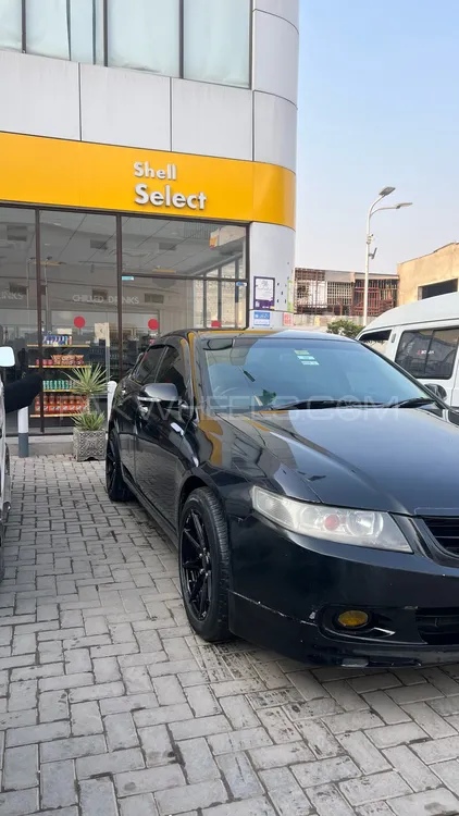 Honda Accord 2004 for Sale in Bahawalpur Image-1