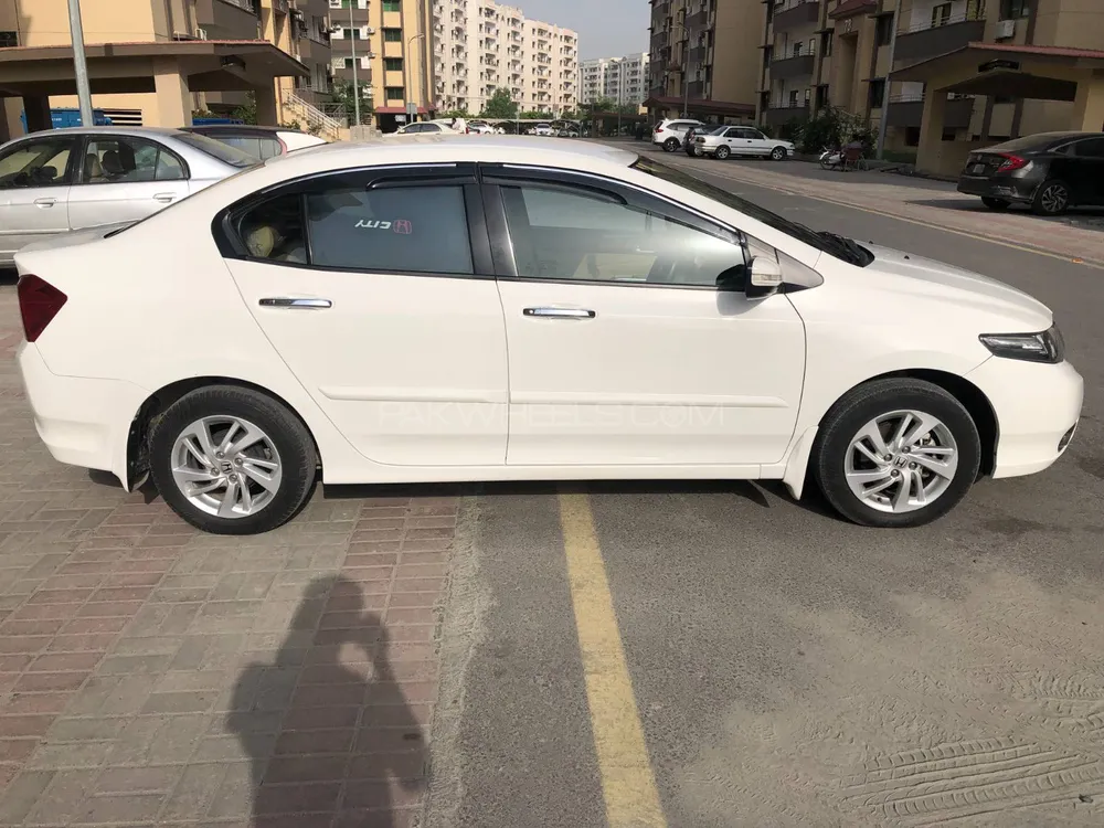 Honda City 2020 for Sale in Lahore Image-1
