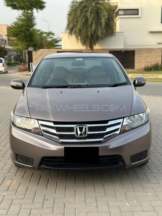 Honda City 2016 for Sale in Faisalabad Image-1
