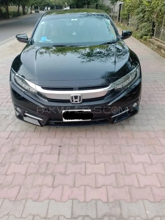 Honda Civic 2020 for Sale in Lahore Image-1