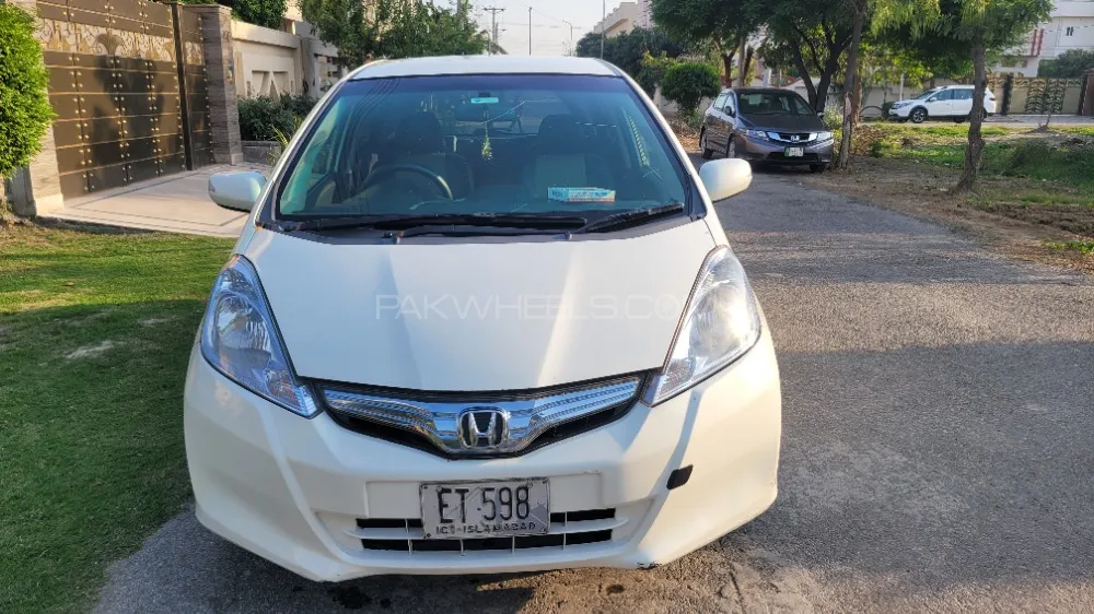 Honda Fit 2011 for Sale in Gujranwala Image-1