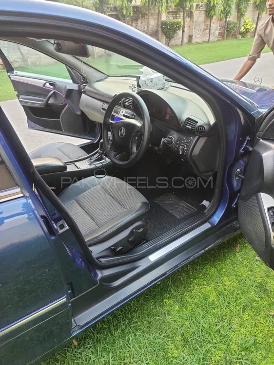 Mercedes Benz C Class 2007 for Sale in Lahore Mercedes Benz C Class 2007 for Sale in Lahore Image-8