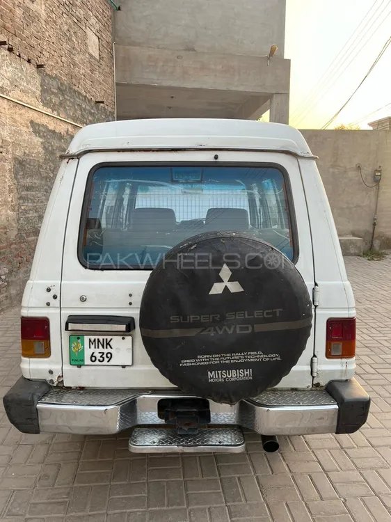 مٹسوبیشی پجیرو 1986 for Sale in ملتان Image-1
