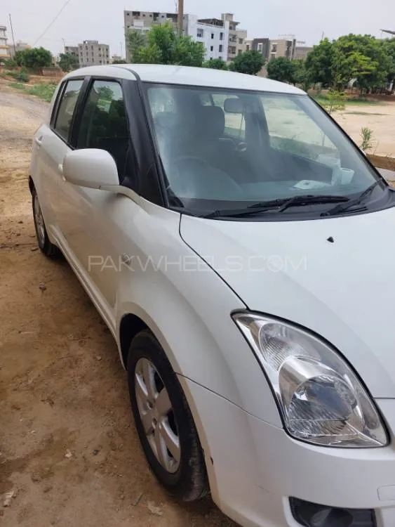 Suzuki Swift 2021 for Sale in Karachi Image-1