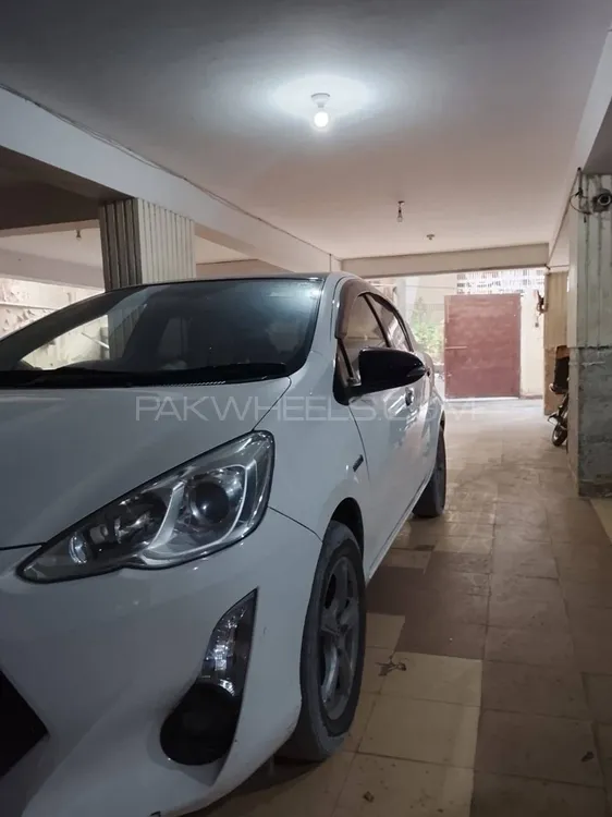 Toyota Aqua 2015 for Sale in Karachi Image-1