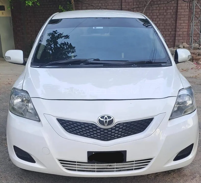 Toyota Belta 2006 for Sale in Multan Image-1