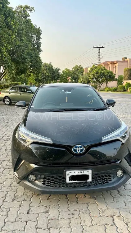 Toyota C-HR 2018 for Sale in Lahore Image-1