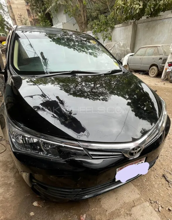 Toyota Corolla 2017 for Sale in Karachi Image-1