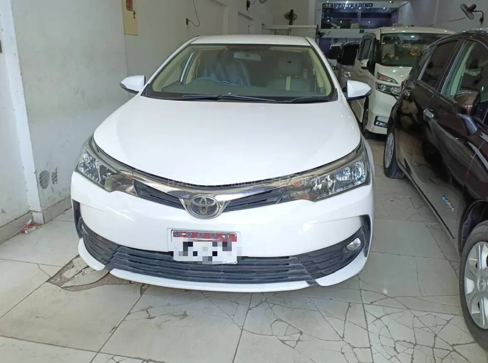 Toyota Corolla 2018 for Sale in Karachi Image-1