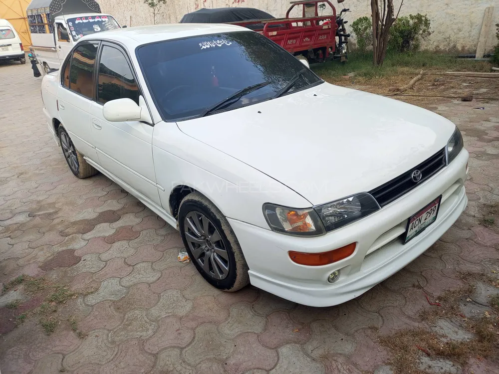 Toyota Corolla 1999 for Sale in Peshawar Image-1