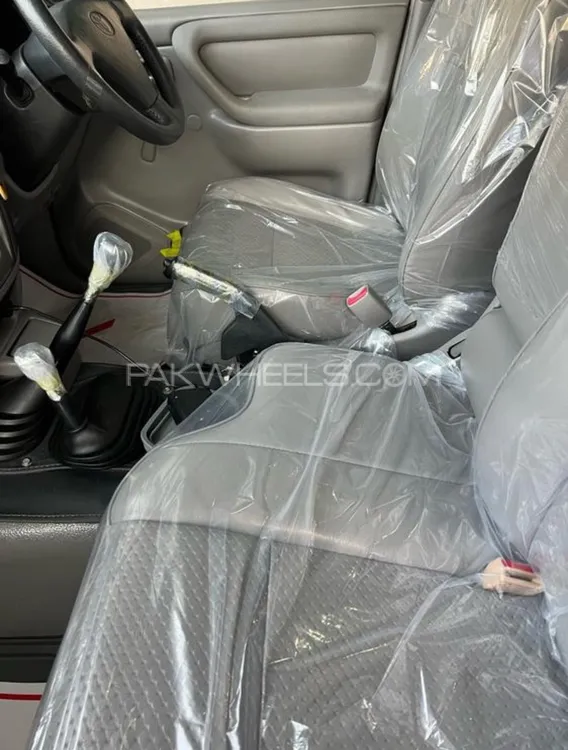 Toyota Land Cruiser 2005 for Sale in Islamabad Toyota Land Cruiser 2005 for Sale in Islamabad Image-17