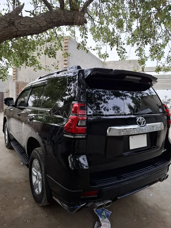Toyota Prado 2019 for Sale in Kot addu Image-1