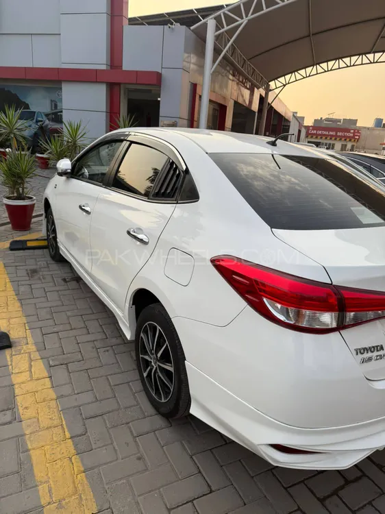 Toyota Yaris Sedan 2022 for Sale in Lahore Image-1