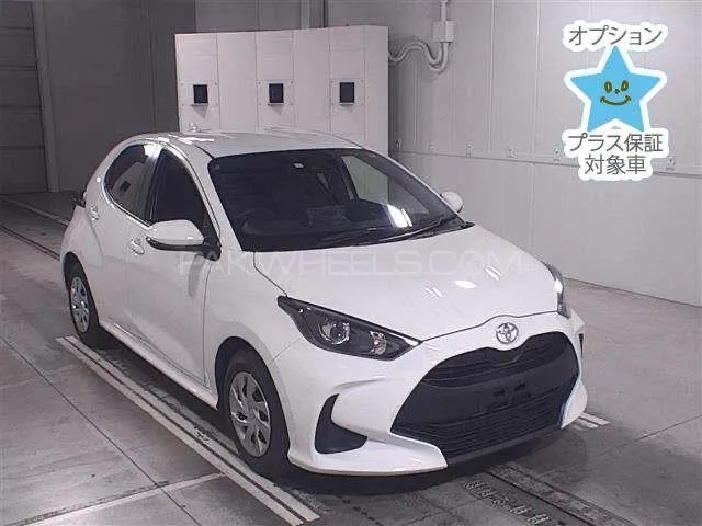 Toyota Yaris Hatchback 2023 for Sale in Peshawar Image-1