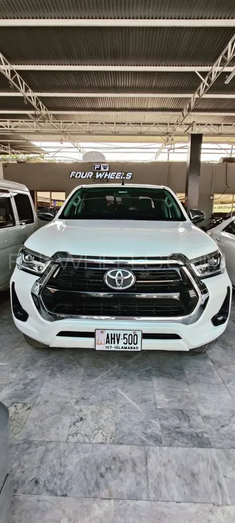 Toyota Hilux 2021 for Sale in Islamabad Image-1