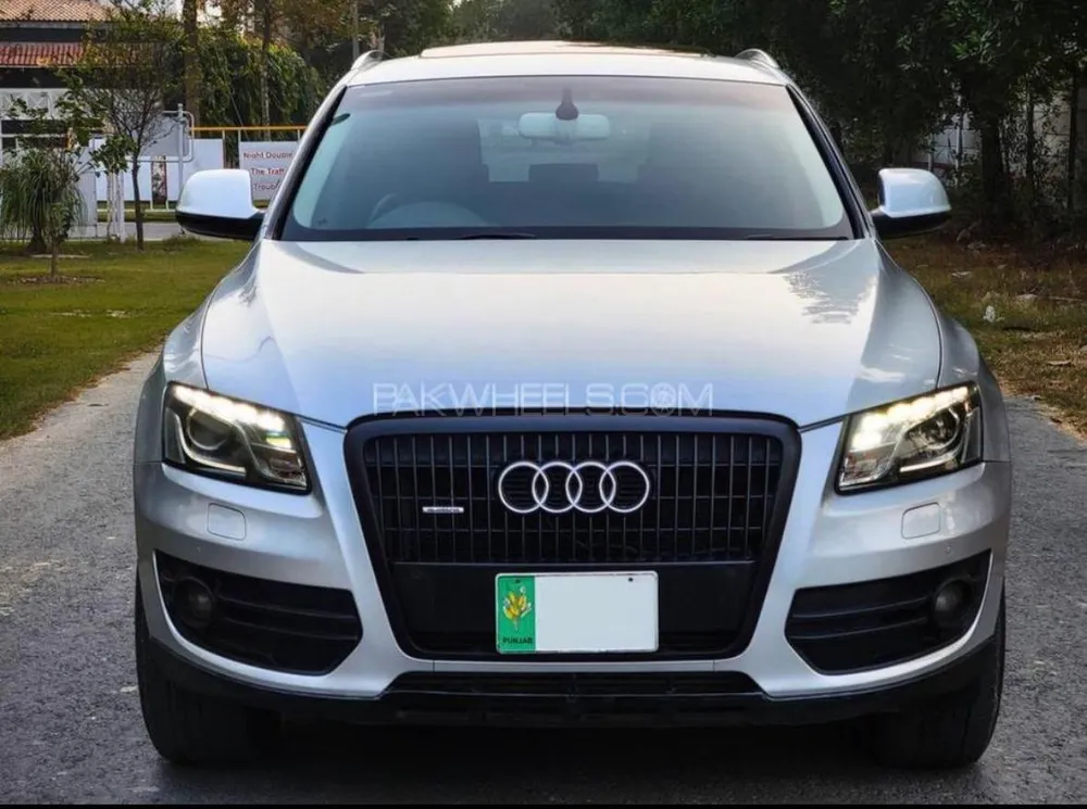 Audi Q5 2012 for Sale in Karachi Image-1