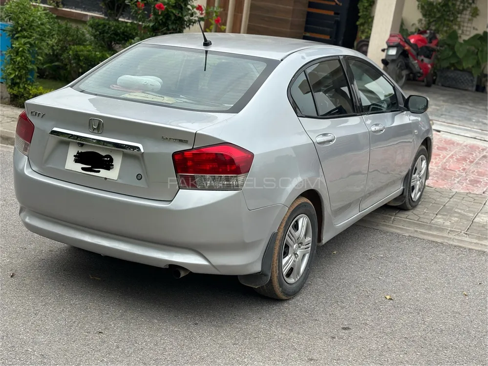 Honda City 2011 for Sale in Islamabad Image-1