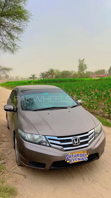 Honda City 2016 for Sale in Haroonabad Image-1