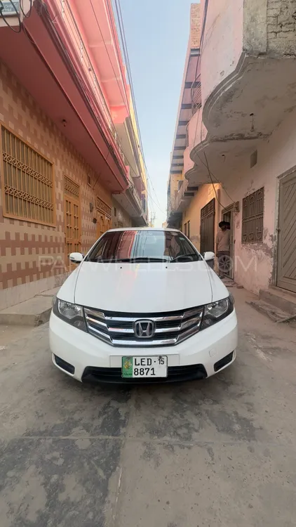 Honda City 2015 for Sale in Mian Channu Image-1