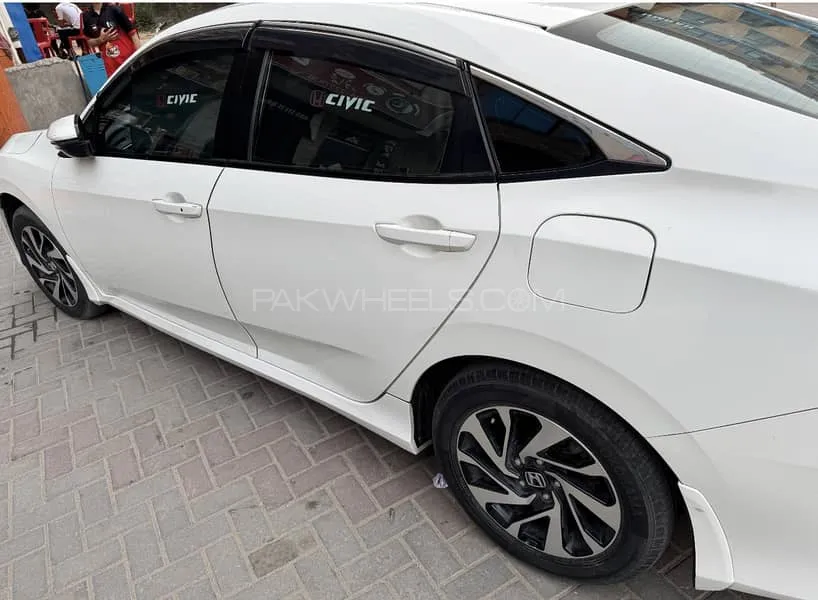 Honda Civic 2017 for Sale in Islamabad Image-1