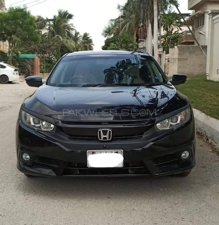 Honda Civic 2018 for Sale in Karachi Image-1