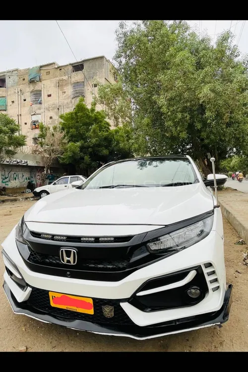 Honda Civic 2018 for Sale in Karachi Image-1