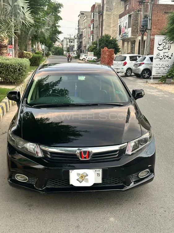 Honda Civic 2015 for Sale in Lahore Image-1