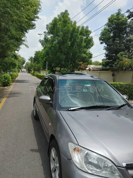 Honda Civic 2004 for Sale in Multan Image-1