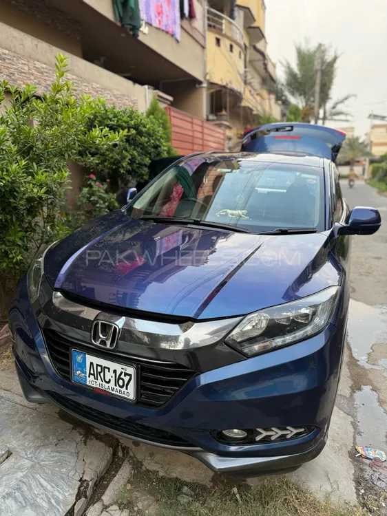 Honda Vezel 2014 for Sale in Lahore Image-1