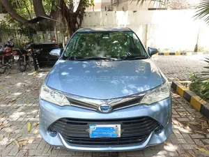 Toyota Corolla Axio Hybrid 1.5 2016 for Sale