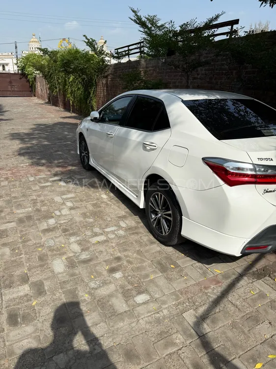 Toyota Corolla 2020 for Sale in Faisalabad Image-1