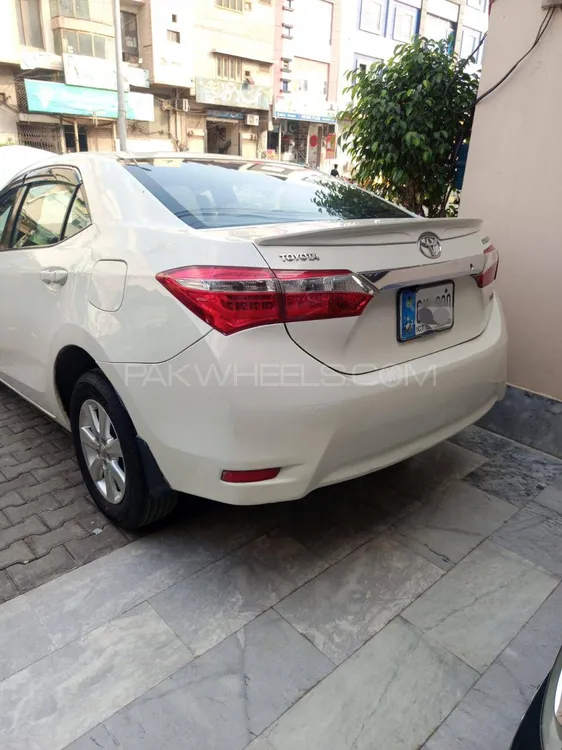 Toyota Corolla 2014 for Sale in Faisalabad Image-1