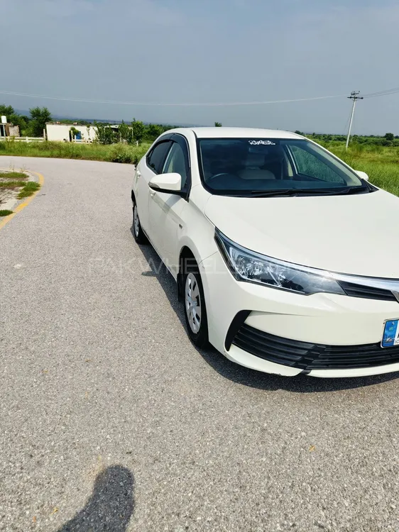 Toyota Corolla 2018 for Sale in Islamabad Image-1