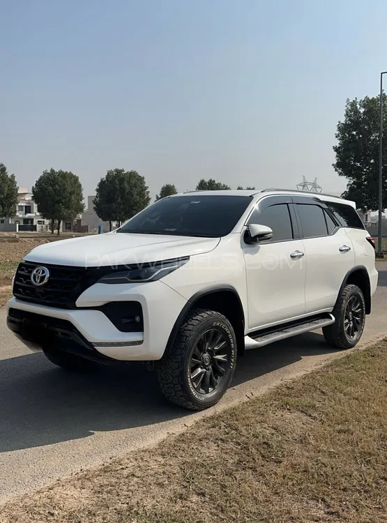 Toyota Fortuner 2022 for Sale in Faisalabad Image-1